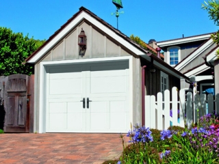 Harry-Jrs-garage-doors-Amarr-Carriage Court-3