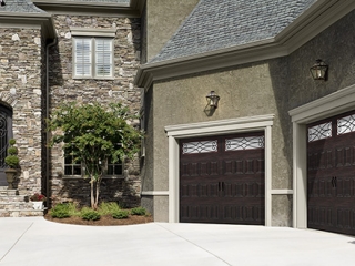 Harry-Jrs-garage-doors-Amarr-Oak-Summit-5
